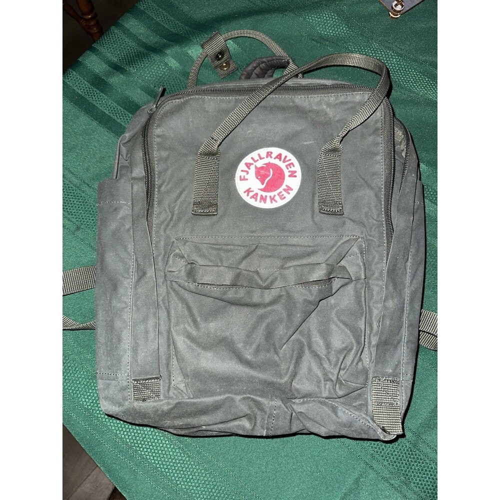 FJALLRAVEN KANKEN Classic Backpack Frost Green Water Resistant Laptop Bag Straps